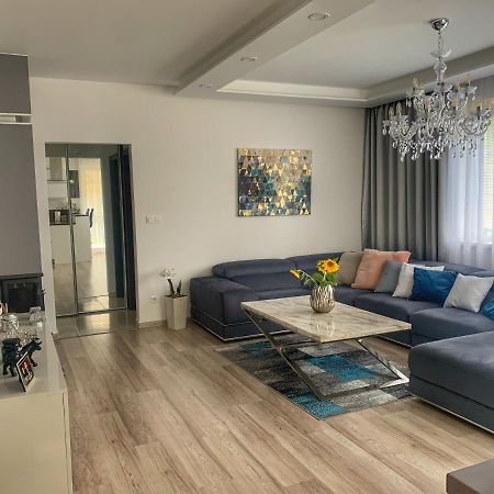 דירות Rovinka Modern 2 Bed House Near Bratislava With Parking מראה חיצוני תמונה